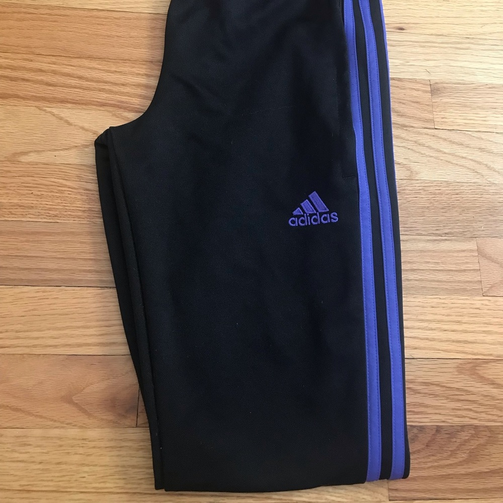 Size: Women’s Adidas Purple Soccer Pants